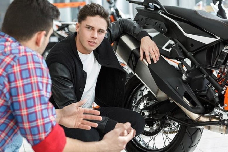 buying a motorcycle from a dealer