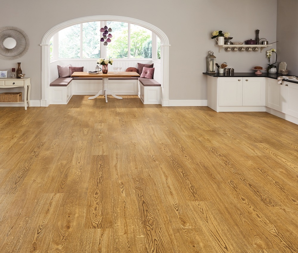 Sale of wooden floors – The advantages of installing Karndean Korlok wooden floor at home