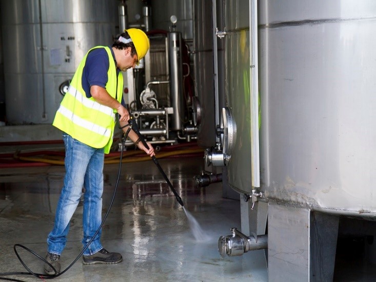 Cleaning jobs that require a professional