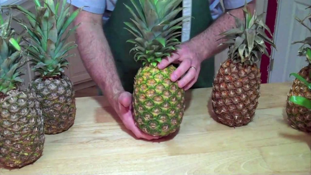How to ripen a pineapple at home
