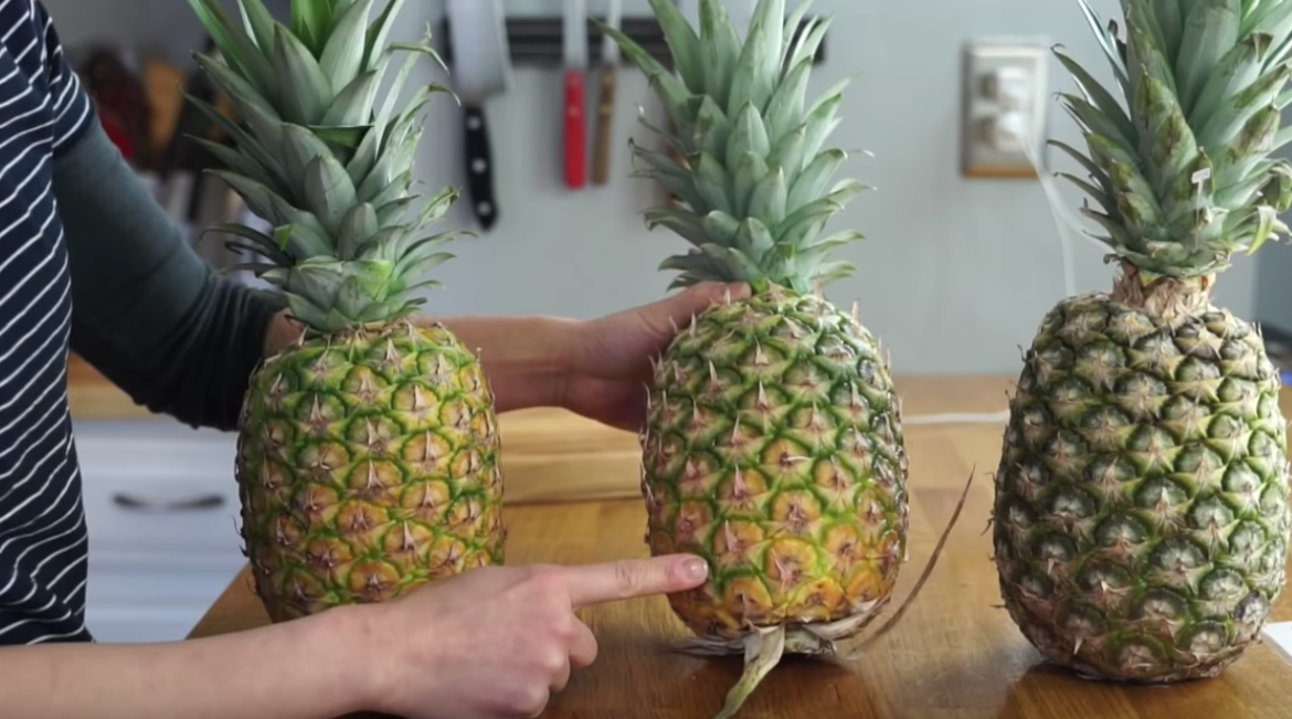 How to ripen a pineapple at home?
